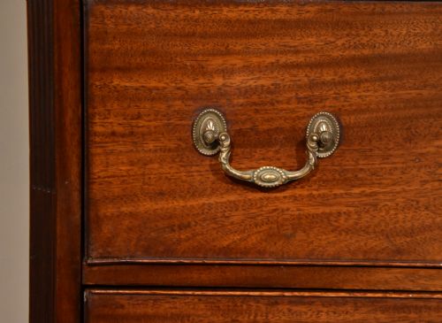 A GEORGE III MAHOGANY CHEST ON CHEST - ADDITIONAL PHOTO 6