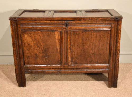 oak three panelled coffer transitional period - CATEGORY: ANTIQUE CHESTS - DATED 17TH CENTURY