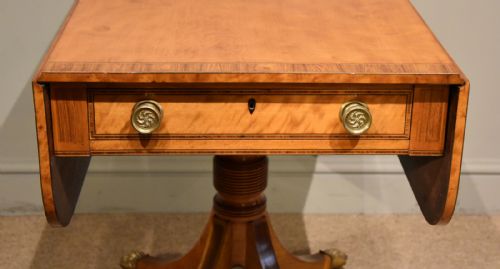 REGENCY SATINWOOD PEMBROKE TABLE - ADDITIONAL PHOTO 3