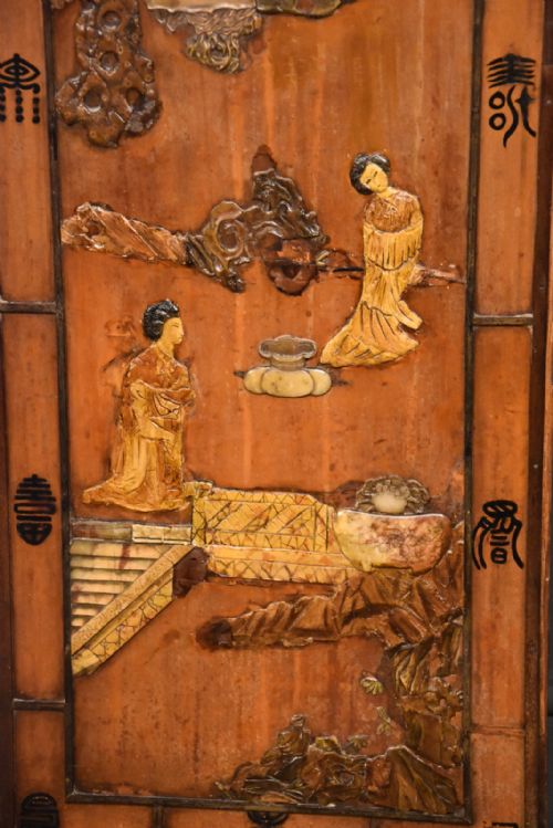 CHINESE LACQUERED PANELS SCREEN - ADDITIONAL PHOTO 3
