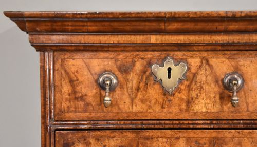 EARLY 18TH CENTURY CHEST ON STAND WITH PROVENANCE - ADDITIONAL PHOTO 5