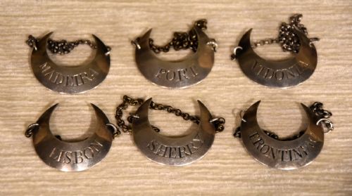 set of six wine labels james phipps - CATEGORY: ANTIQUE METAL - DATED 18TH CENTURY