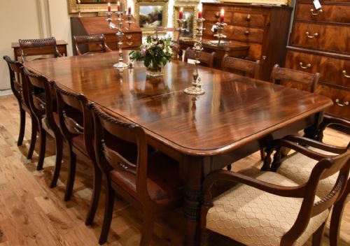 A CUBAN MAHOGANY WILLIAM IV DINING TABLE - ADDITIONAL PHOTO 1