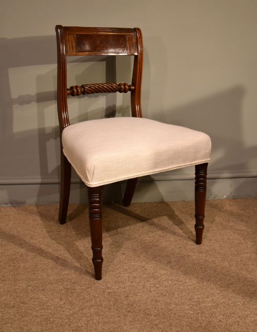 REGENCY SET OF EIGHT DINING CHAIRS - ADDITIONAL PHOTO 3