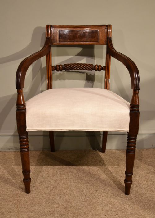 REGENCY SET OF EIGHT DINING CHAIRS - ADDITIONAL PHOTO 8