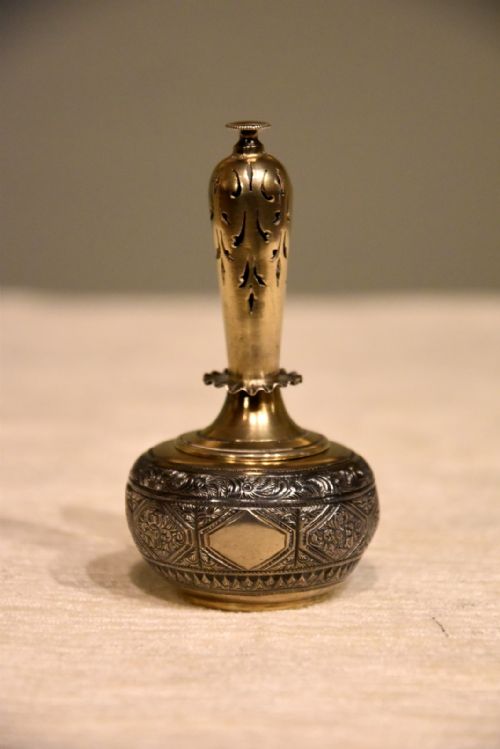 ROSE WATER SHAKER BY GEORGE FOX LONDON - ADDITIONAL PHOTO 1