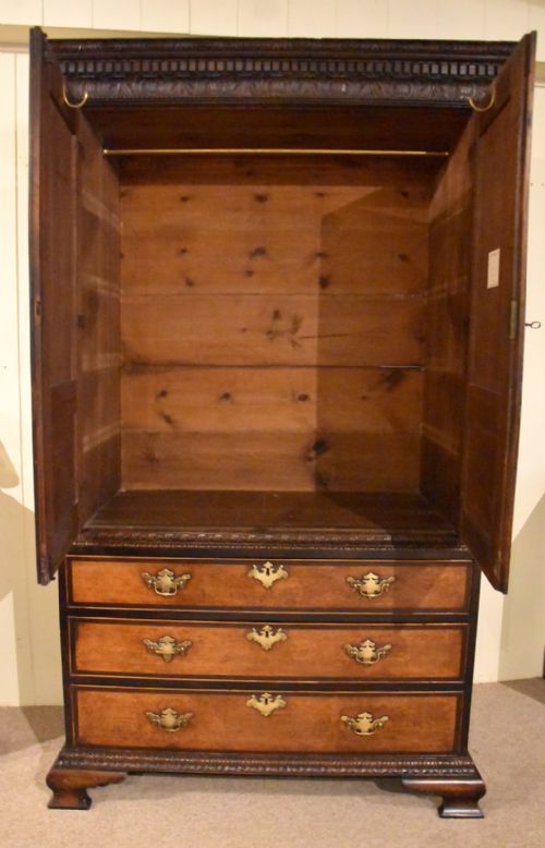 LINEN PRESS GEORGE III OAK PRESS CUPBOARD - ADDITIONAL PHOTO 2