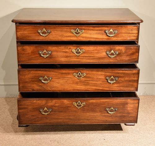 CHEST OF DRAWERS 18TH CENTURY CHANNEL ISLANDS - ADDITIONAL PHOTO 1