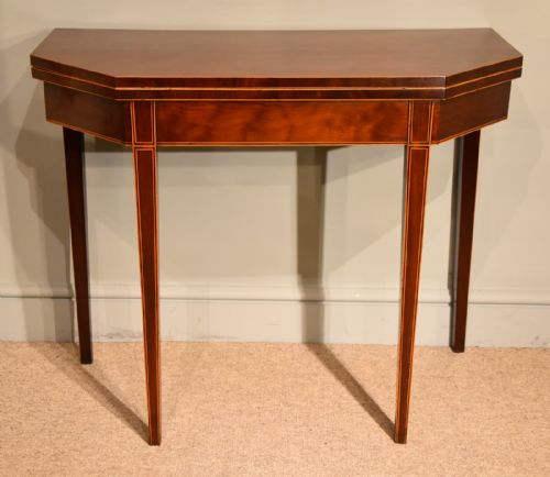 sheraton period tea table - CATEGORY: ANTIQUE TABLES - DATED 18TH CENTURY
