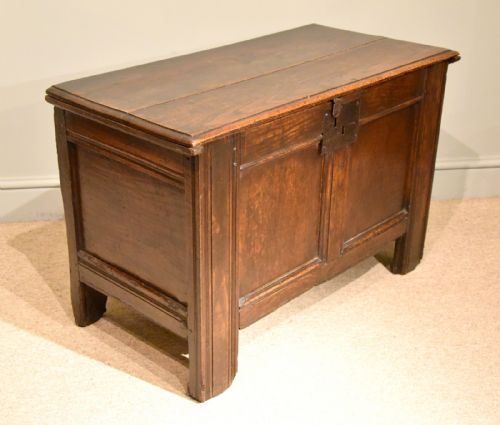 WEST COUNTRY 17TH CENTURY OAK COFFER - ADDITIONAL PHOTO 3
