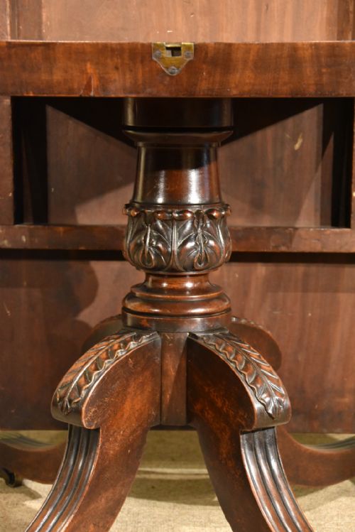 REGENCY MAHOGANY BREAKFAST TABLE - ADDITIONAL PHOTO 5