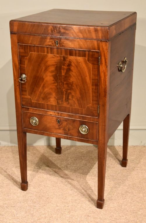 18th century gentleman's night stand bedside tablecommode - CATEGORY: ANTIQUE CABINETS - DATED 18TH CENTURY