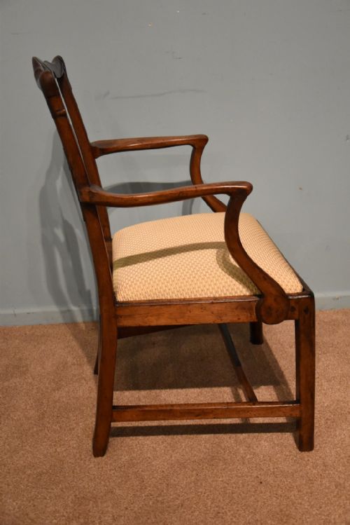 CHIPPENDALE PERIOD WALNUT ARMCHAIR - ADDITIONAL PHOTO 3