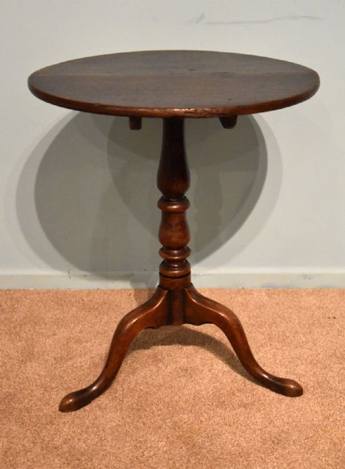 GEORGE III OAK COUNTRY LAMP TABLE - ADDITIONAL PHOTO 2
