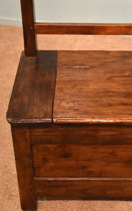 FRENCH CHESTNUT BENCH WITH LID - ADDITIONAL PHOTO 5