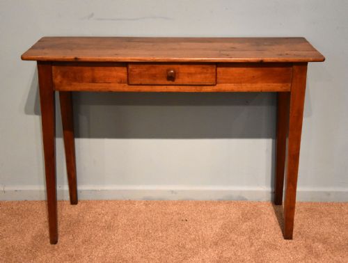 cherry mid nineteenth century one drawer side table - CATEGORY: ANTIQUE TABLES - DATED 19TH CENTURY