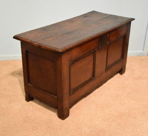 18TH CENTURY SMALL OAK COFFER - ADDITIONAL PHOTO 2