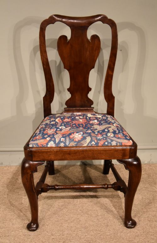 SET OF SIX GEORGE II WALNUT DINING CHAIRS - ADDITIONAL PHOTO 1
