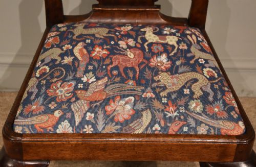 SET OF SIX GEORGE II WALNUT DINING CHAIRS - ADDITIONAL PHOTO 3