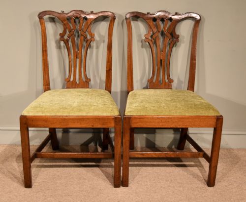 PAIR CARVED SIDE CHAIRS 18TH CENTURY - ADDITIONAL PHOTO 2