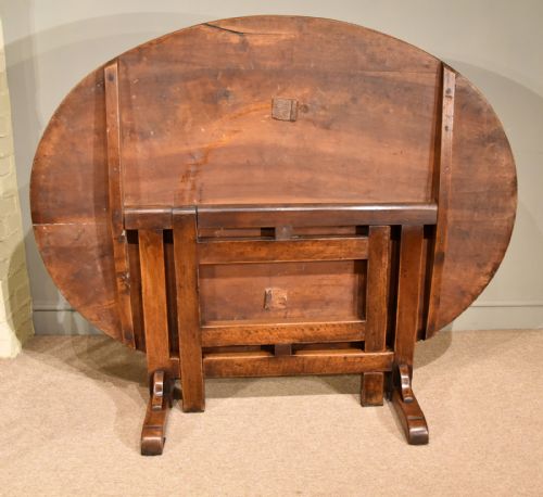 FRENCH WALNUT DINING VENDANGE TABLE - ADDITIONAL PHOTO 3