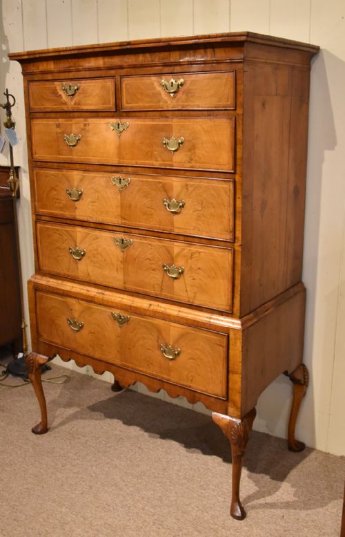 GEORGE III WALNUT CHEST ON STAND - ADDITIONAL PHOTO 1