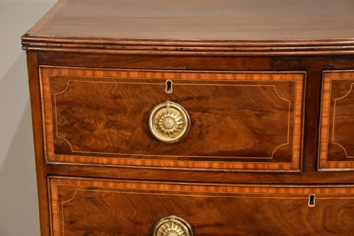 GEORGE III BOW FRONTED CHEST OF DRAWERS - ADDITIONAL PHOTO 3