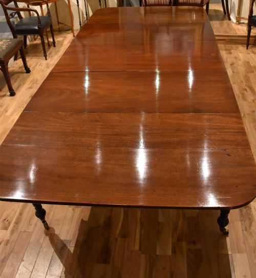 REGENCY CONCERTINA ACTION DINING TABLE - ADDITIONAL PHOTO 2