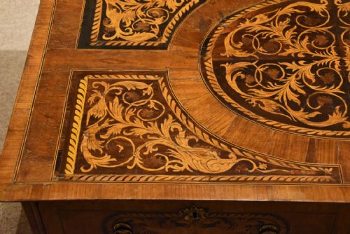 WILLIAM AND MARY MARQUETRY CHEST OF DRAWERS - ADDITIONAL PHOTO 10