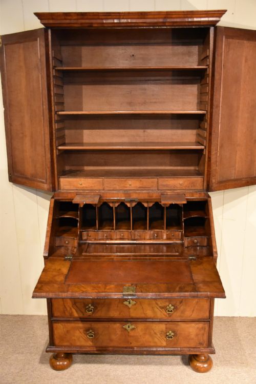 QUEEN ANNE WALNUT BUREAU BOOKCASE - ADDITIONAL PHOTO 3
