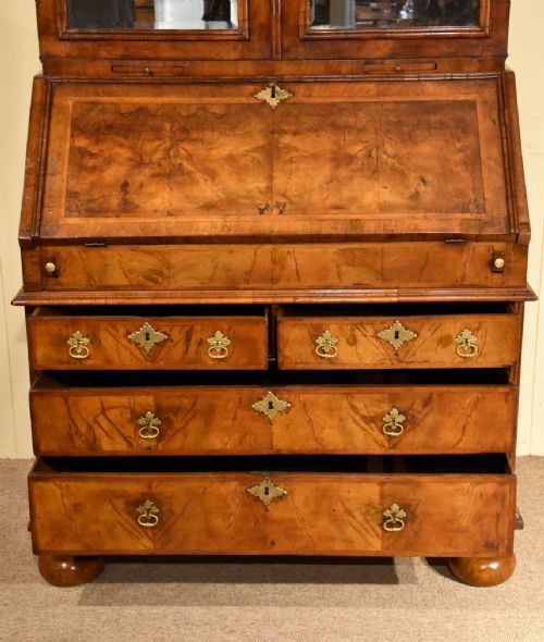QUEEN ANNE WALNUT BUREAU BOOKCASE - ADDITIONAL PHOTO 6