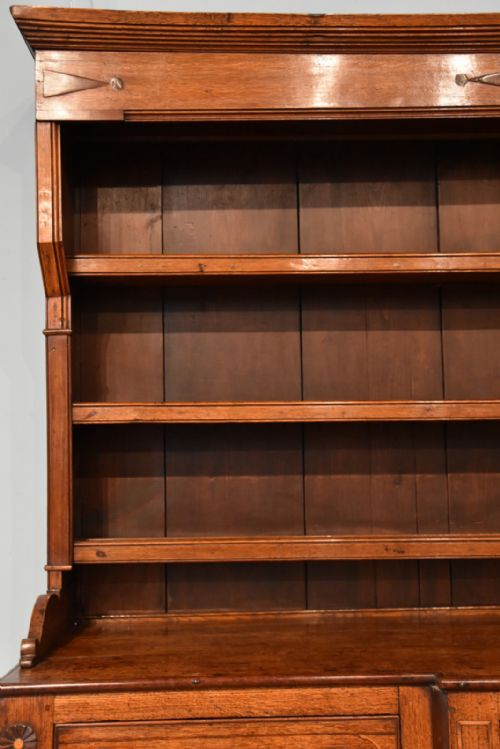 MID 19TH CENTURY ANGLESEY OAK DRESSER - ADDITIONAL PHOTO 3