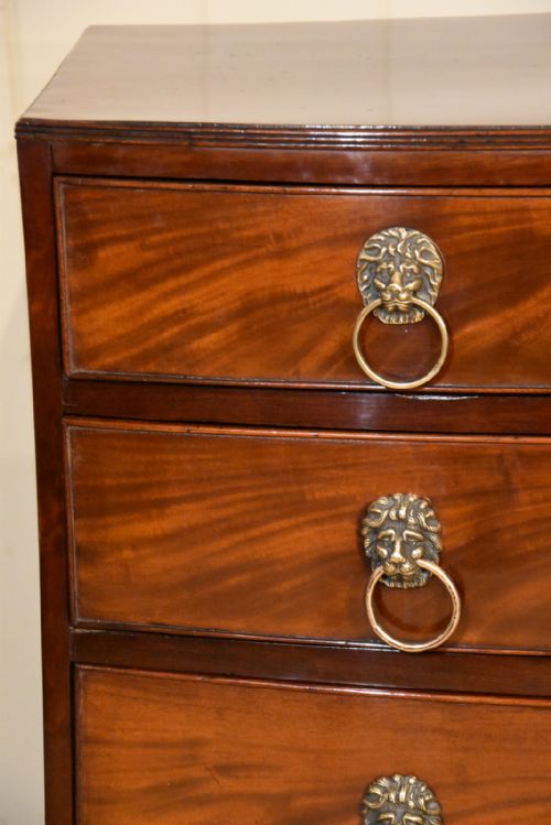 BOW FRONT CHEST OF DRAWERS SMALL GEORGE III - ADDITIONAL PHOTO 4