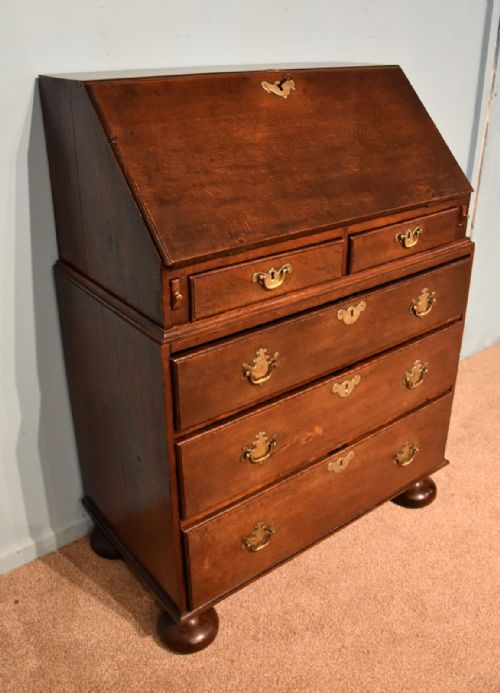 QUEEN ANNE OAK BUREAU C1710 - ADDITIONAL PHOTO 4