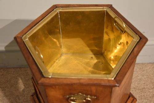 TEA STOVE PLANTER WINE COOLER DUTCH HEXAGONAL WALNUT - ADDITIONAL PHOTO 4