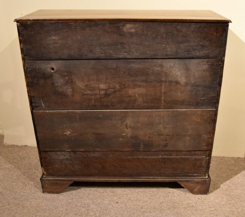 18TH CENTURY WALNUT VENEERED CHEST OF DRAWERS - ADDITIONAL PHOTO 3
