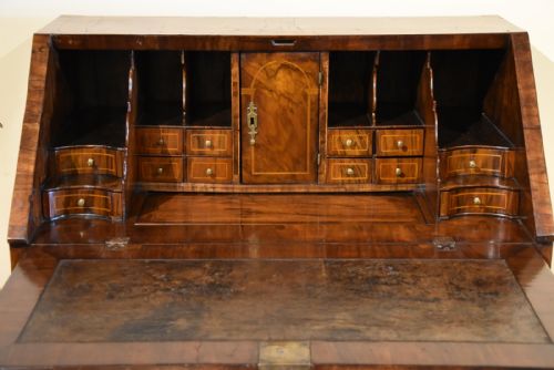 BUREAU GEORGE I WALNUT BEAUTIFUL INTERIOR - ADDITIONAL PHOTO 2