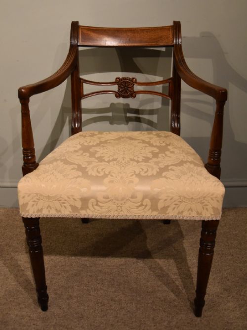 EIGHT REGENCY MAGOGANY DINING CHAIRS - ADDITIONAL PHOTO 3