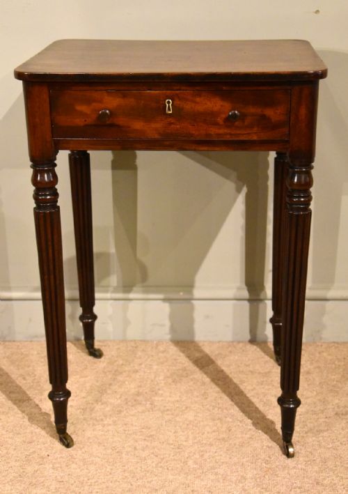 regency period gillow work lamp table - CATEGORY: ANTIQUE TABLES - DATED REGENCY