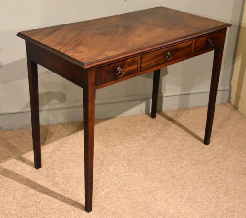 GEORGE III MAHOGANY SIDE DRESSING TABLE - ADDITIONAL PHOTO 3