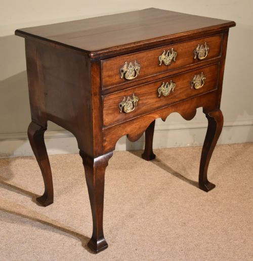GEORGE III LOWBOY ON SQUARE CABRIOLE LEGS - ADDITIONAL PHOTO 3