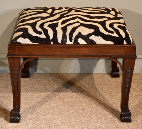 late georgian mahogany carved stool - CATEGORY: ANTIQUE STOOLS - DATED GEORGIAN