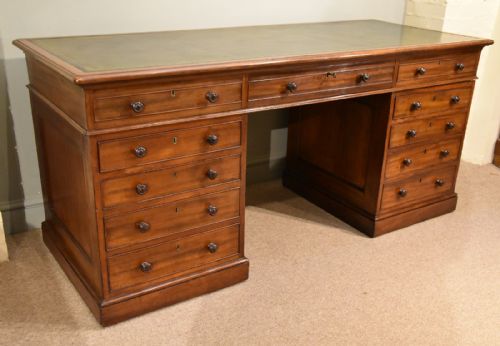 GEORGIAN MAHOGANY LARGE TWO PEDESTAL DESK - ADDITIONAL PHOTO 3