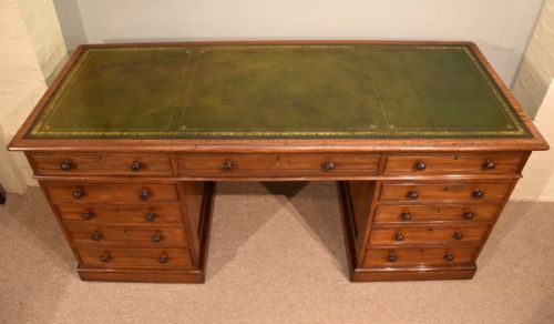 GEORGIAN MAHOGANY LARGE TWO PEDESTAL DESK - ADDITIONAL PHOTO 6