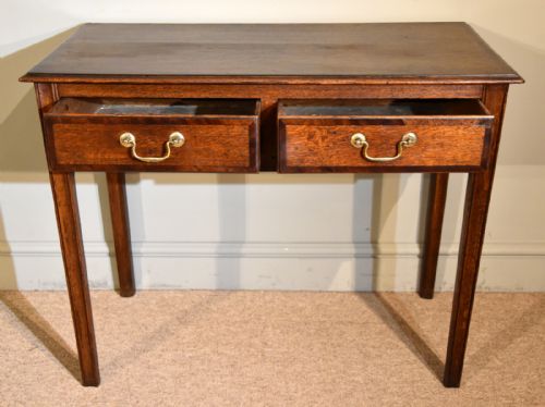18TH CENTURY OAK TWO DRAWER SIDE TABLE - ADDITIONAL PHOTO 1