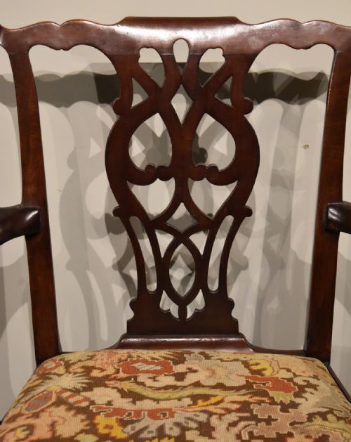 TEN MID 18TH CENTURY CHIPPENDALE DINING CHAIRS - ADDITIONAL PHOTO 10