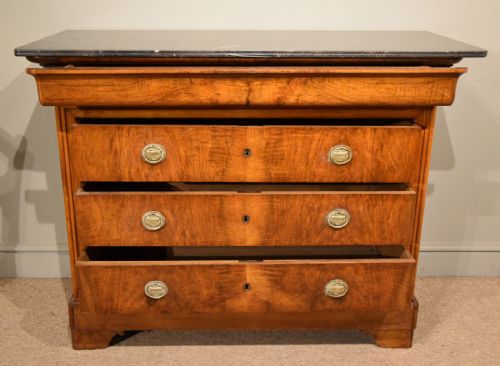 LATE 19TH CENTURY FRENCH MARBLE COMMODE CHEST - ADDITIONAL PHOTO 3