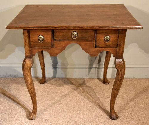 queen anne pine lowboy - CATEGORY: ANTIQUE FURNITURE - DATED 19TH CENTURY
