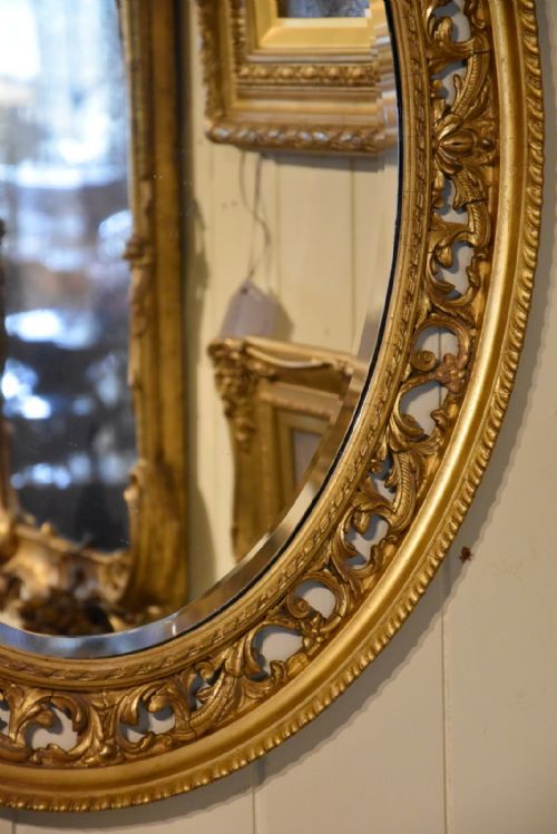 CARVED OPEN FRETWORK GILTWOOD OVAL MIRROR - ADDITIONAL PHOTO 1
