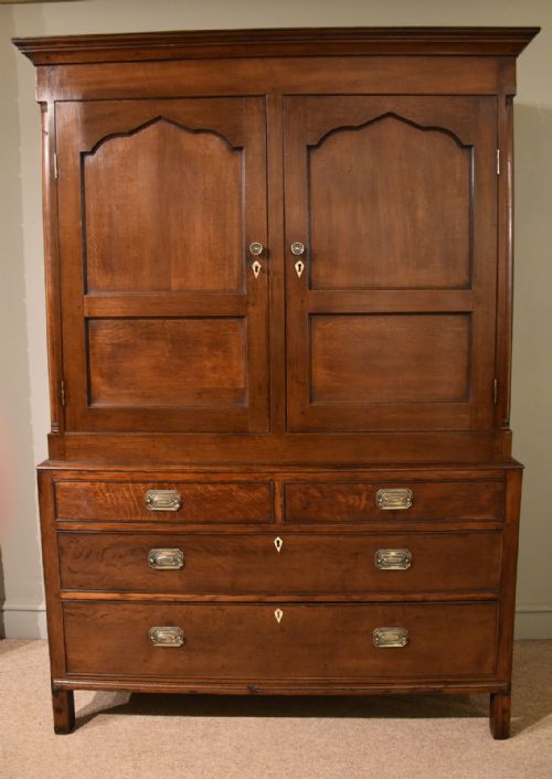 oak early 19th century press cupboard linen press - CATEGORY: ANTIQUE CUPBOARDS - DATED 19TH CENTURY